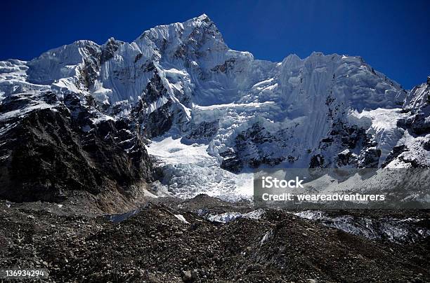 Photo libre de droit de Glacier Khumbu banque d'images et plus d'images libres de droit de Asie - Asie, Bleu, Cascade gelée