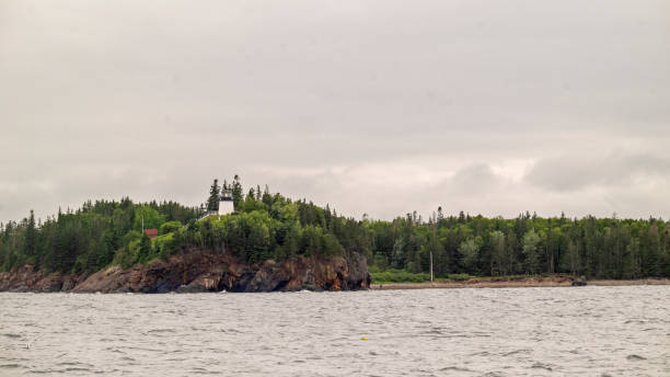 owl's head lighthouse - owls head lighthouse foto e immagini stock