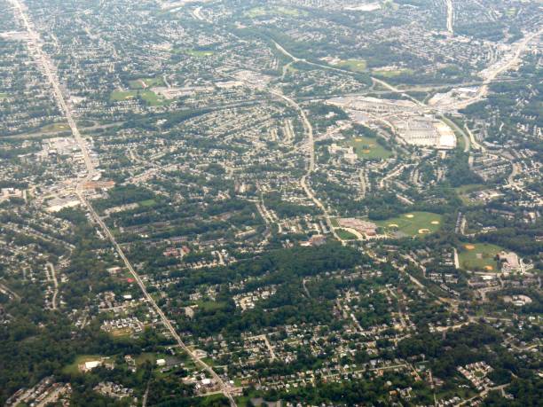 istock Approching Baltimore, Maryland airport, aerial shot 1369395532