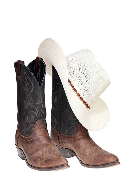 botas y sombrero de vaquero - cowboy hat hat wild west isolated fotografías e imágenes de stock