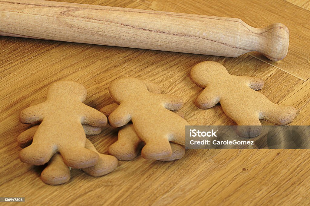 De Gingerbread assar - Foto de stock de Assado no Forno royalty-free