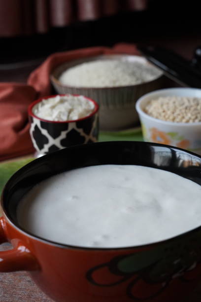 malli idli teig und zutaten - gooseberry fruit berry bowl stock-fotos und bilder