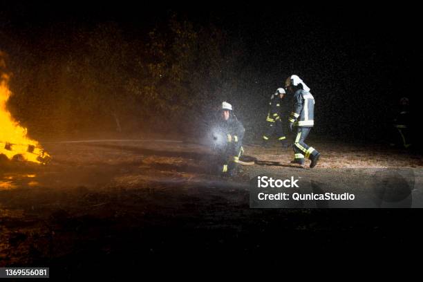 Local Fire Intervention Fire Brigade Intervention Stock Photo - Download Image Now - 30-34 ...