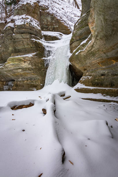 istock Frozen waterfall at Cedar Point, Matthiessen state park. 1369560058