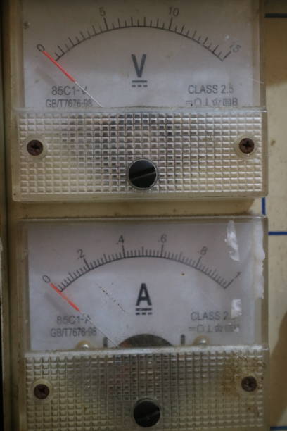 istock voltmeter and ampere meter analog diagram 1369566301