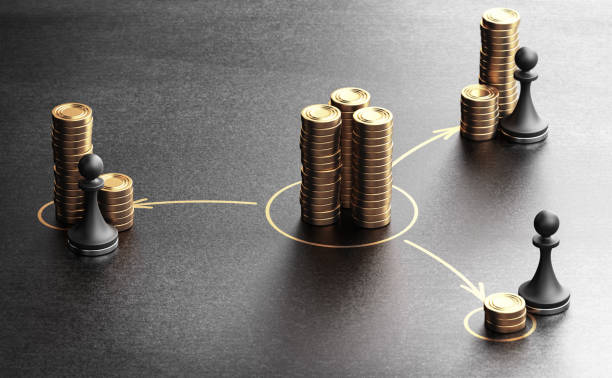 неравное распределение доходов. - coin gold finance currency стоковые фото и изображения