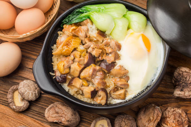 istock Cantonese style rice with chicken and mushroom 1369586741