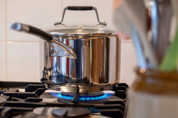 istock Cost of Cooking on Gas 1369588184