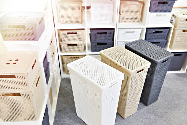 istock Plastic household containers in store 1369698026