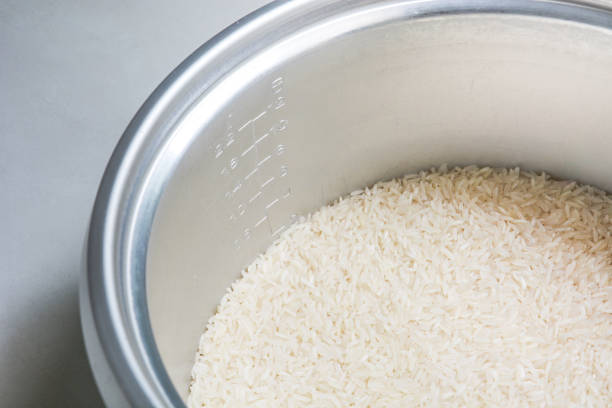 istock Jasmine rice in a rice cooker 1369705418