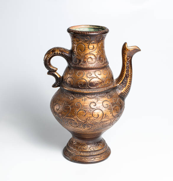 940+ Old Antique Vintage Brass Vase Stock Photos, Pictures & Royalty-Free  Images - iStock