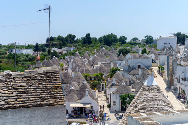 istock Alberobello and its famous trulli 1369722059