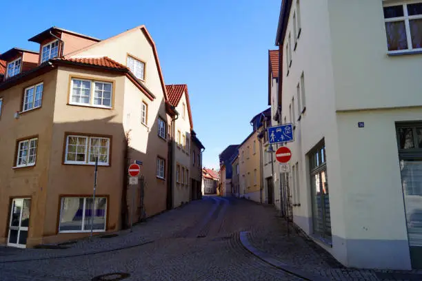 Sangerhausen is the capital town of the administrative district Mansfeld-south resin in the State of Saxony-Anhalt. She is in the southwest of the federal state near the border to the free state Thuringia.