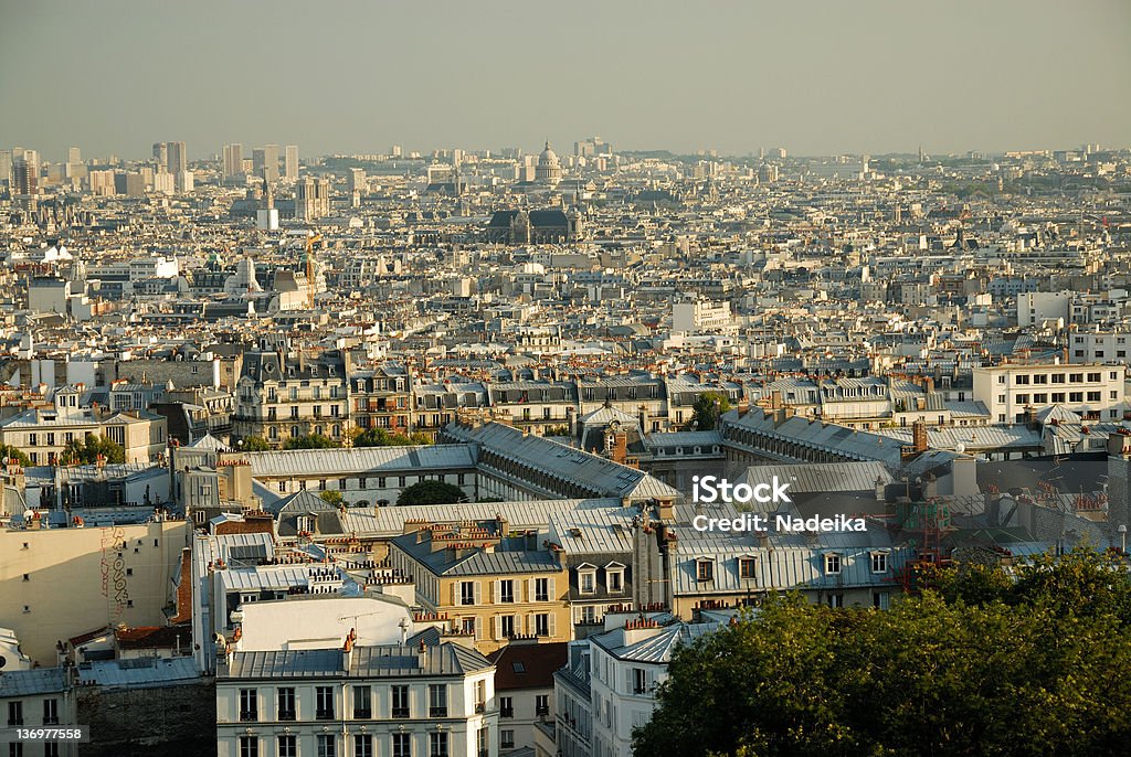 Vista di Parigi, da Montmartre, vicino-up - Foto stock royalty-free di Ambientazione esterna