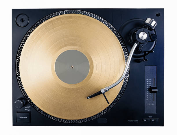 Turntable, music from analog records A needle on a turntable that plays music record player needle stock pictures, royalty-free photos & images