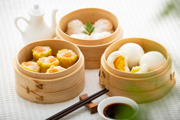 istock Various Guangdong dim-sum in a restaurant 1369861572