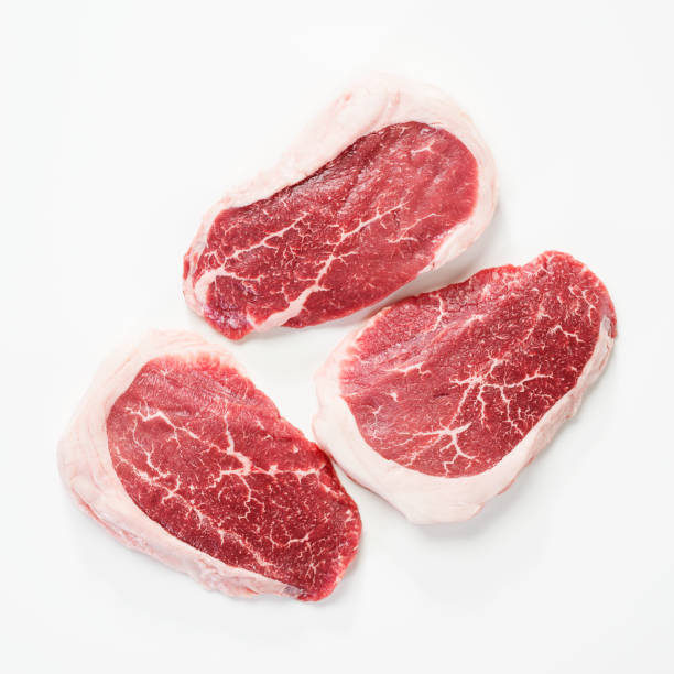 bistecca cruda ribeye black angus - steak red meat beef rib eye steak foto e immagini stock
