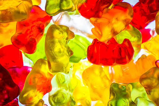 Wine Gummi bears in different colors