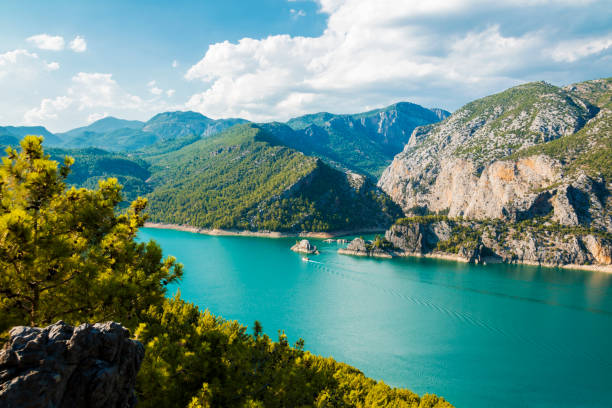 istock trip, tour our excursion boat, dam lake 1369943898