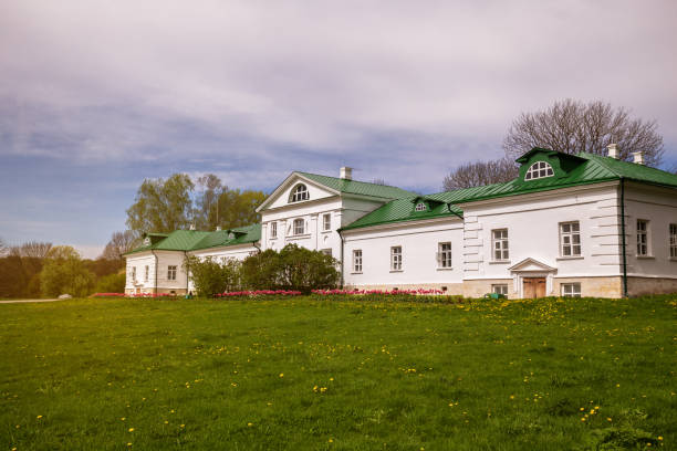 Yasnaya Polyana Estate Yasnaya Polyana, Tula region, Russia - May 15, 2021: Volkonsky house in the State Museum-Reserve Estate of the writer Leo Tolstoy Yasnaya Polyana leo tolstoy stock pictures, royalty-free photos & images