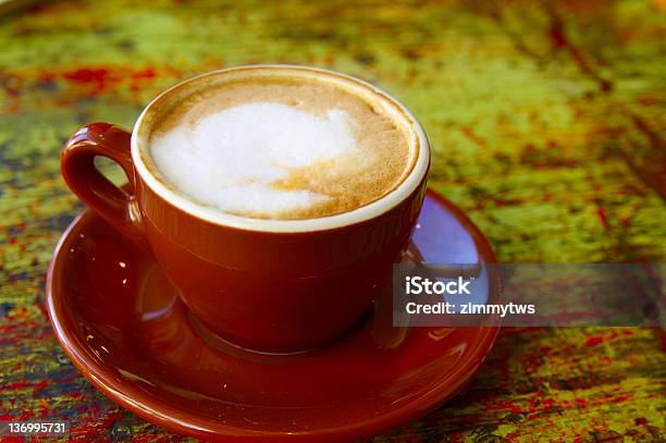 Cappuccino Stockfoto und mehr Bilder von Braun - Braun, Café, Cappuccino