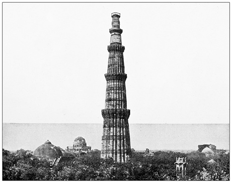 Antique travel photographs of India: Qutb Minar