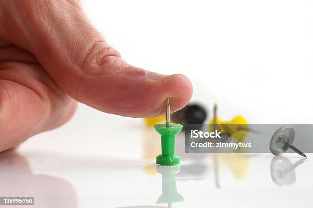 Ouch - Fotografie stock e altre immagini di Toccare con un dito - Toccare con un dito, Dolore fisico, Sistema nervoso