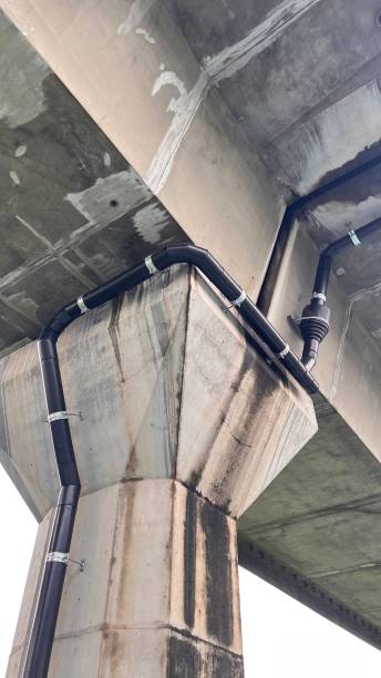 Approach Gutter Bridge 3,800+ Bridge Pipeline Stock Photos, Pictures & Royalty-Free Images ...