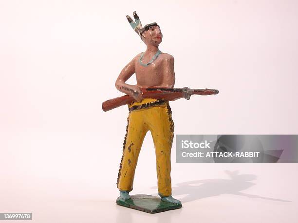 Индийский Воин — стоковые фотографии и другие картинки Игрушка - Игрушка, Культура племён Северной Америки, Фигурка