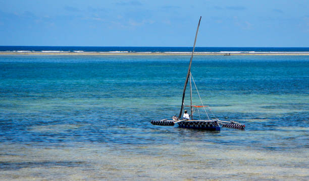 Es la segunda mayor ciudad keniana tras la capital Nairobi, además de ser el principal puerto de África oriental. Se encuentra sobre una isla a orillas del océano Índico, pero está conectada a tierra por diversos puentes