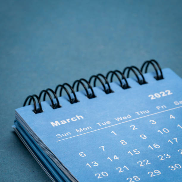istock March 2022 - spiral desktop calendar 1370011107