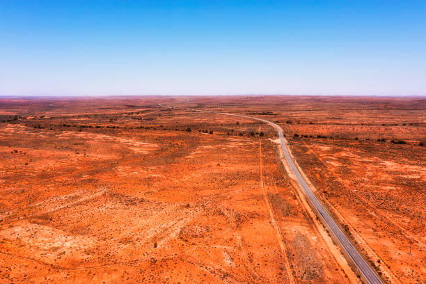istock D BH A32 bends near solar farm 1370019999