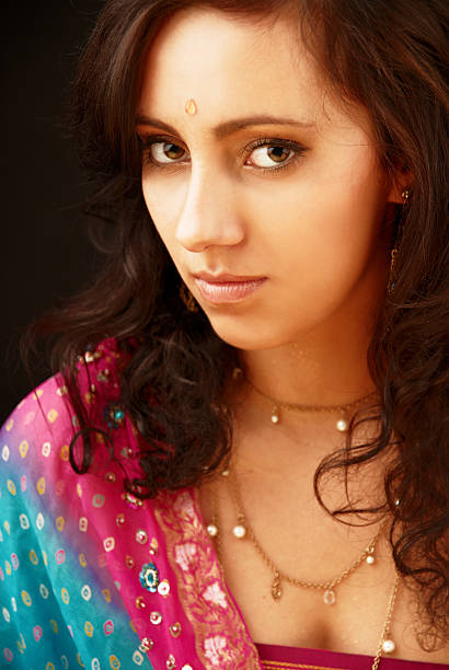 istock hindu woman 137010638