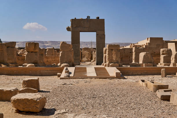 Abydos Temple The exterior court of the temple of Seti I in Abydos, Egypt abydos stock pictures, royalty-free photos & images