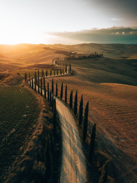 istock winding road in tuscany 1370164666