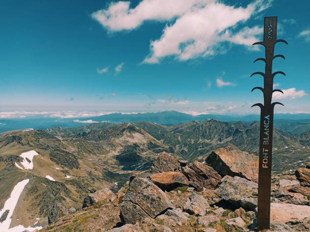 istock Font Blanca Peak in Ordino 1370172496