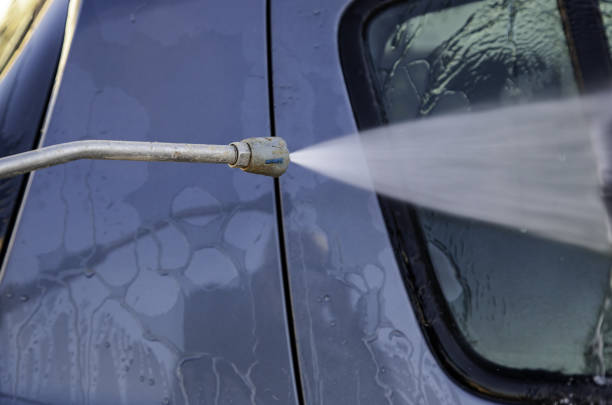 istock Washing car hose 1370186216