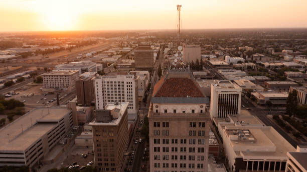 istock Fresno, California 1370231851