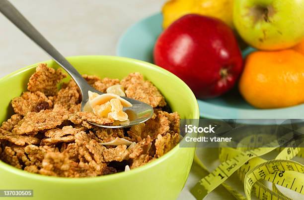 Foto de Cereal Do Café Da Manhã e mais fotos de stock de Alimentação Saudável - Alimentação Saudável, Aveia, Bem-estar