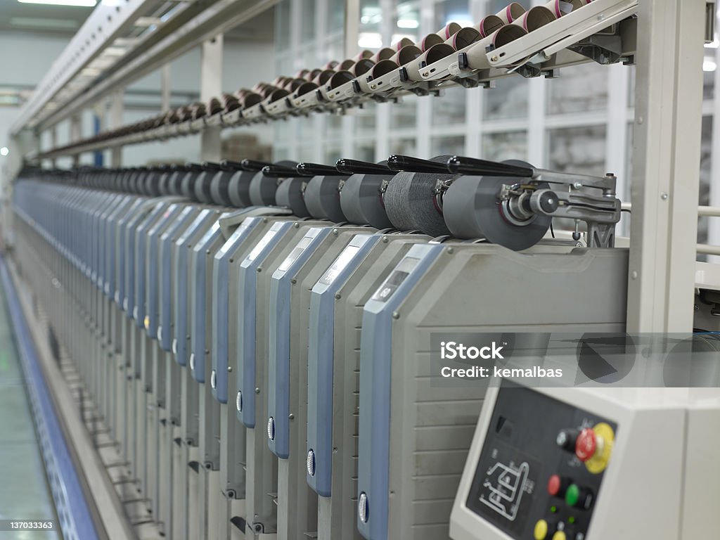 Spinning macchinari di fabbrica - Foto stock royalty-free di Affari