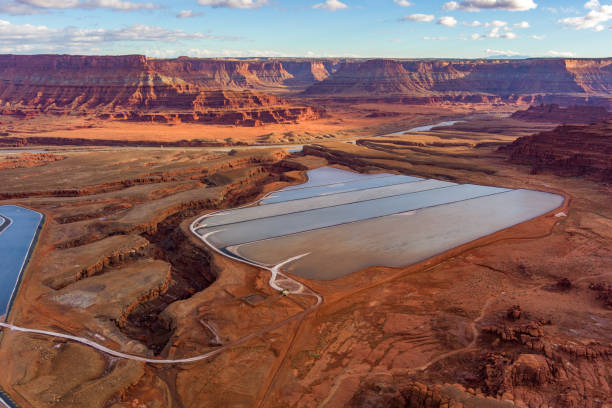 istock Beautiful Utah desert with mining potash ponds 1370338192