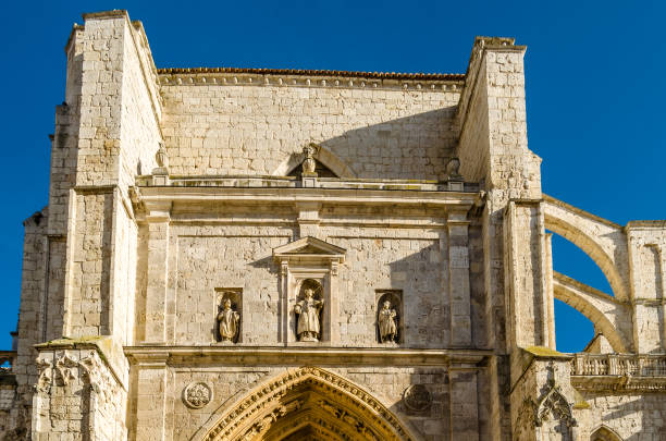 istock Cathedral of Palencia, Spain 1370342129