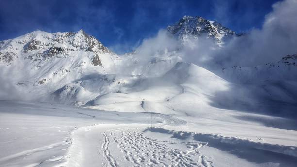 istock On the way to the summits 1370367329
