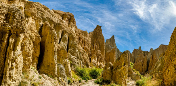 istock The amazing clay cliffs at Oamaru 1370371810