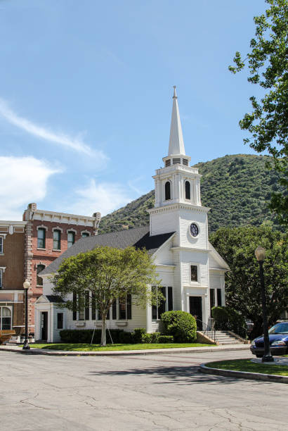 istock Small wooden church 1370398303