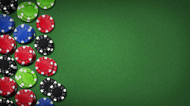 What is the difference between Texas Holdem and Omaha?