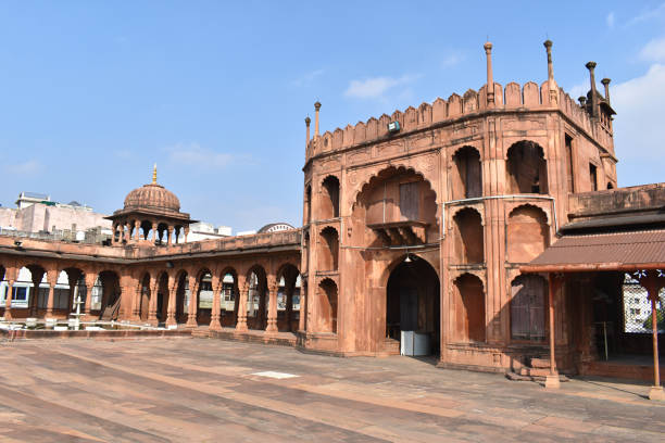istock Back Gate of Moti Masjid, an Islamic architecture, Pearl Mosque built by using white marble and red stone, Built by Sikander Begum in the year 1860 1370471683