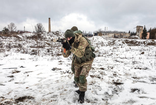 Military exercises for civilians in Kyiv, Ukraine KYIV, UKRAINE - Feb. 12, 2022: Territorial defense exercises amid the threat of a Russian military invasion of Ukraine. Military exercises for civilians in Kyiv, Ukraine russian military photos stock pictures, royalty-free photos & images