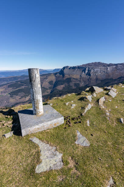 istock Views from Kolometa mountain and surrounding area in Gorbea Natural Park (Spain) 1370544858