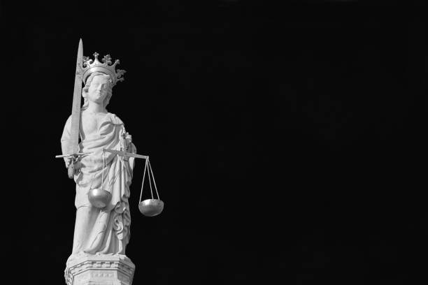 istock Goddess of Justice statue (Black and White with copy space) 1370550838